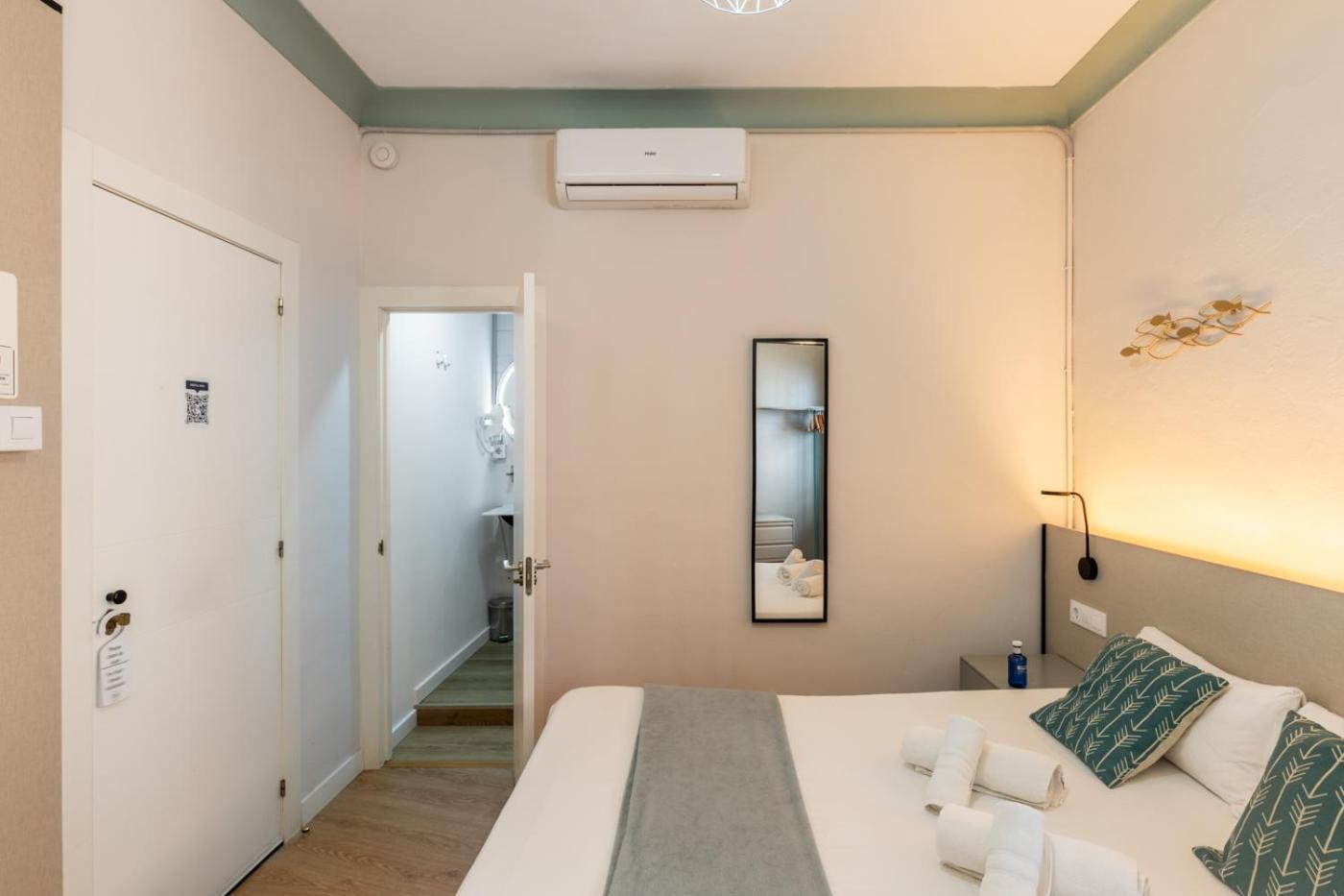 Regina Selfcheck-In Smart Rooms Palma de Mallorca Luaran gambar